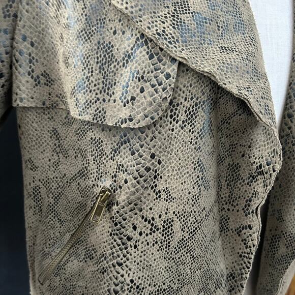 Skies Are Blue Snakeskin Moto Jacket M Olive Cropped Vegan Suede Indie Sleaze - Picture 15 of 16